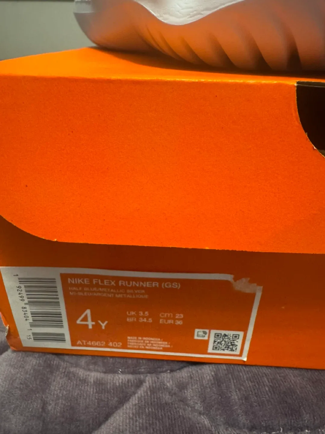 Nike Flex Runner (GS) Size 4Y image indicator(2)