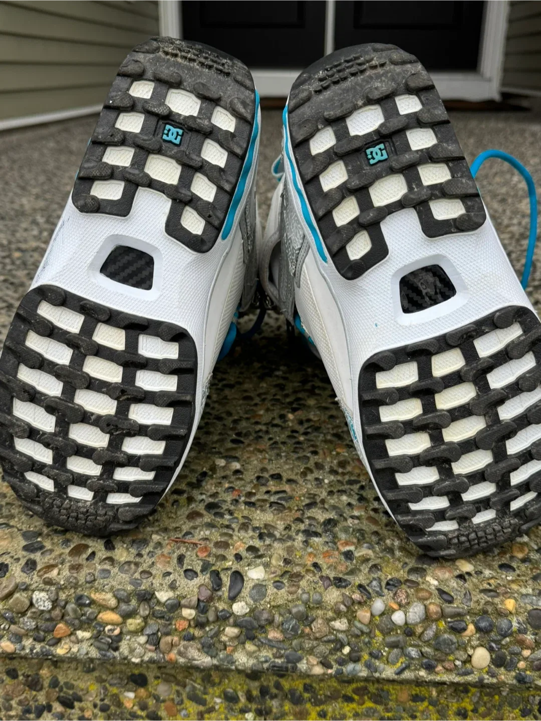 DC Women's Snowboard Boots size 9 image indicator(2)