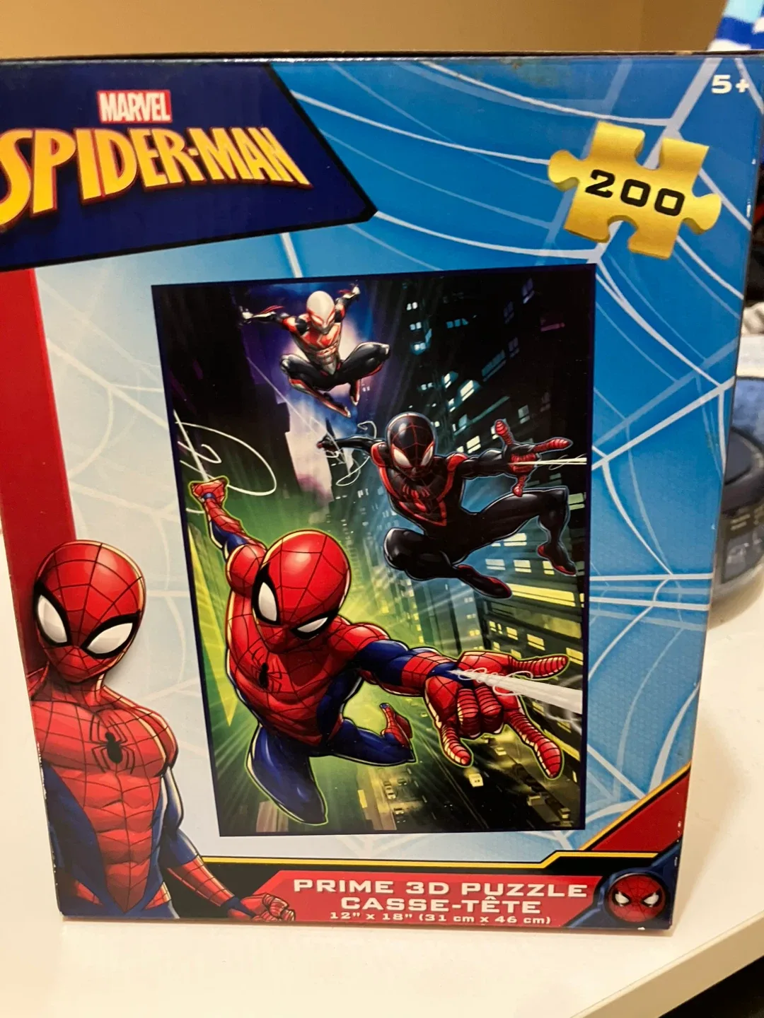 Marvel Spider-Man Prime 3D Puzzle - 200 Pieces image indicator(2)