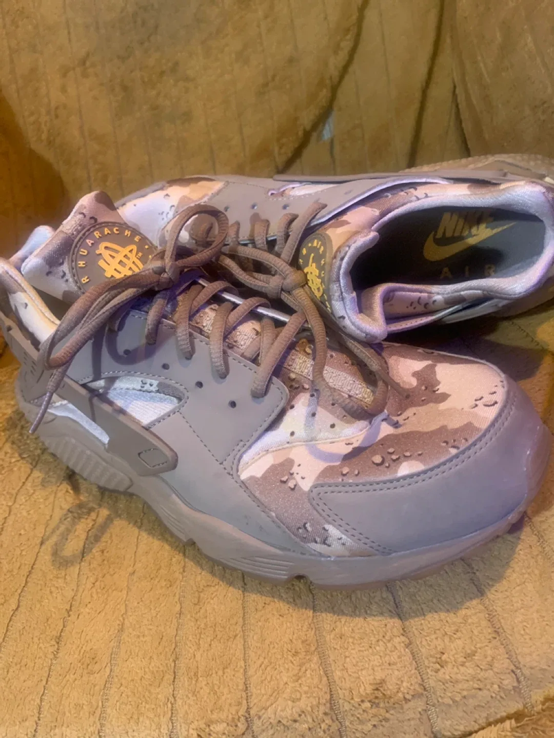 Nike Huarache Run Shoes - Camo image indicator(3)