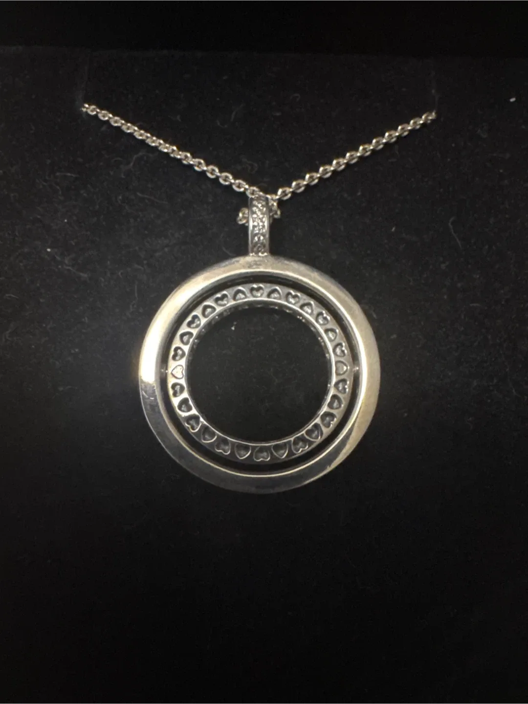 #cleanout Pandora Silver Necklace with Spinning Hearts Pendant image indicator(4)