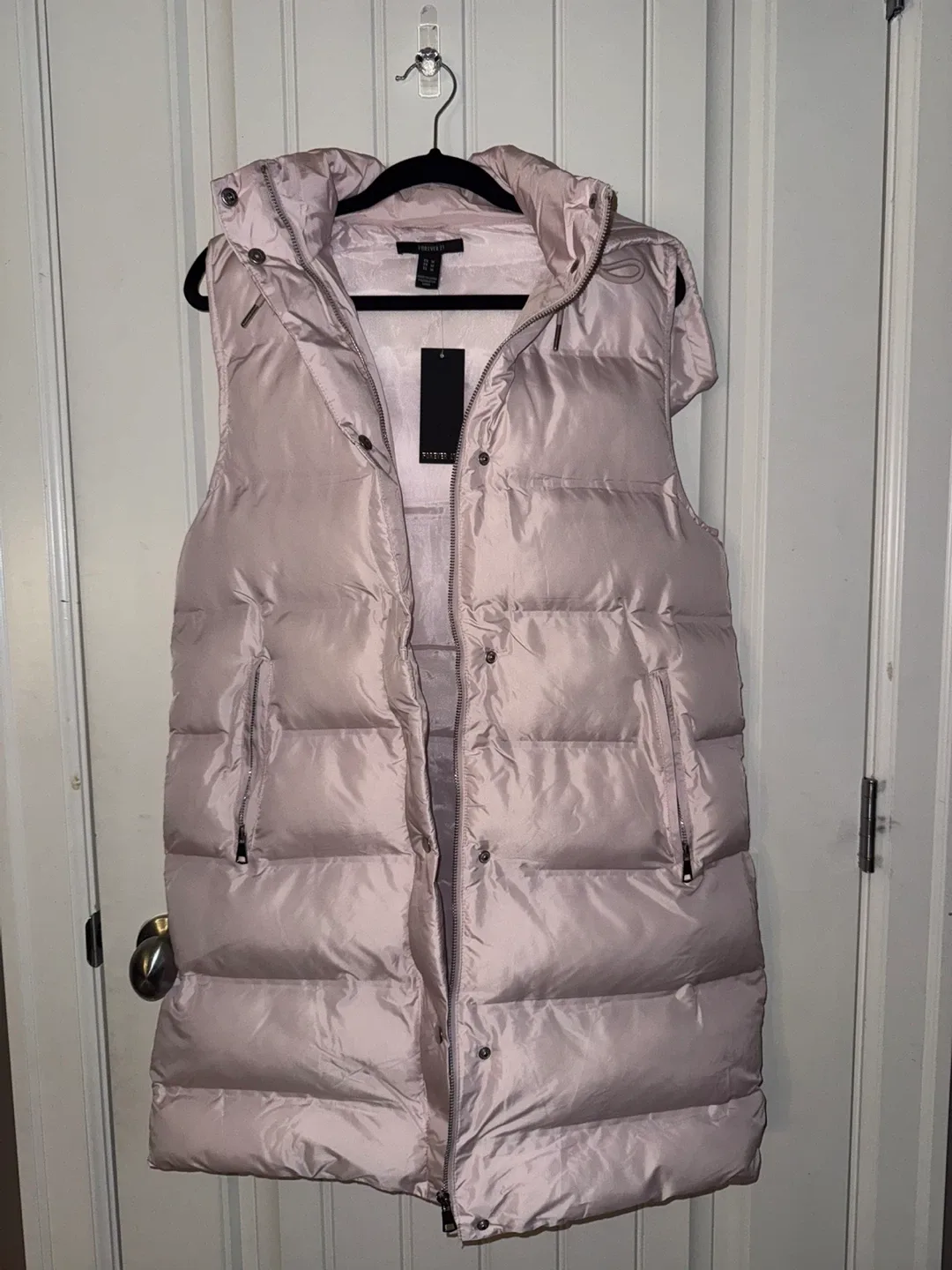 #Cleanout Forever 21 Puffer Vest - Size M/M