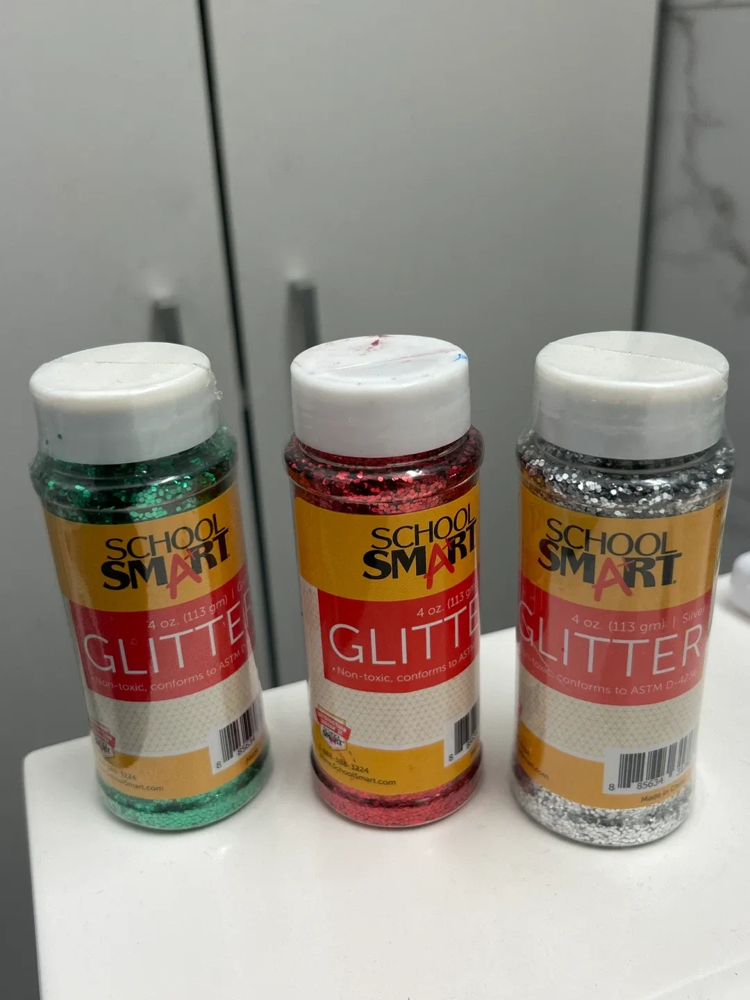 School Smart Glitter - Green, Red, Silver