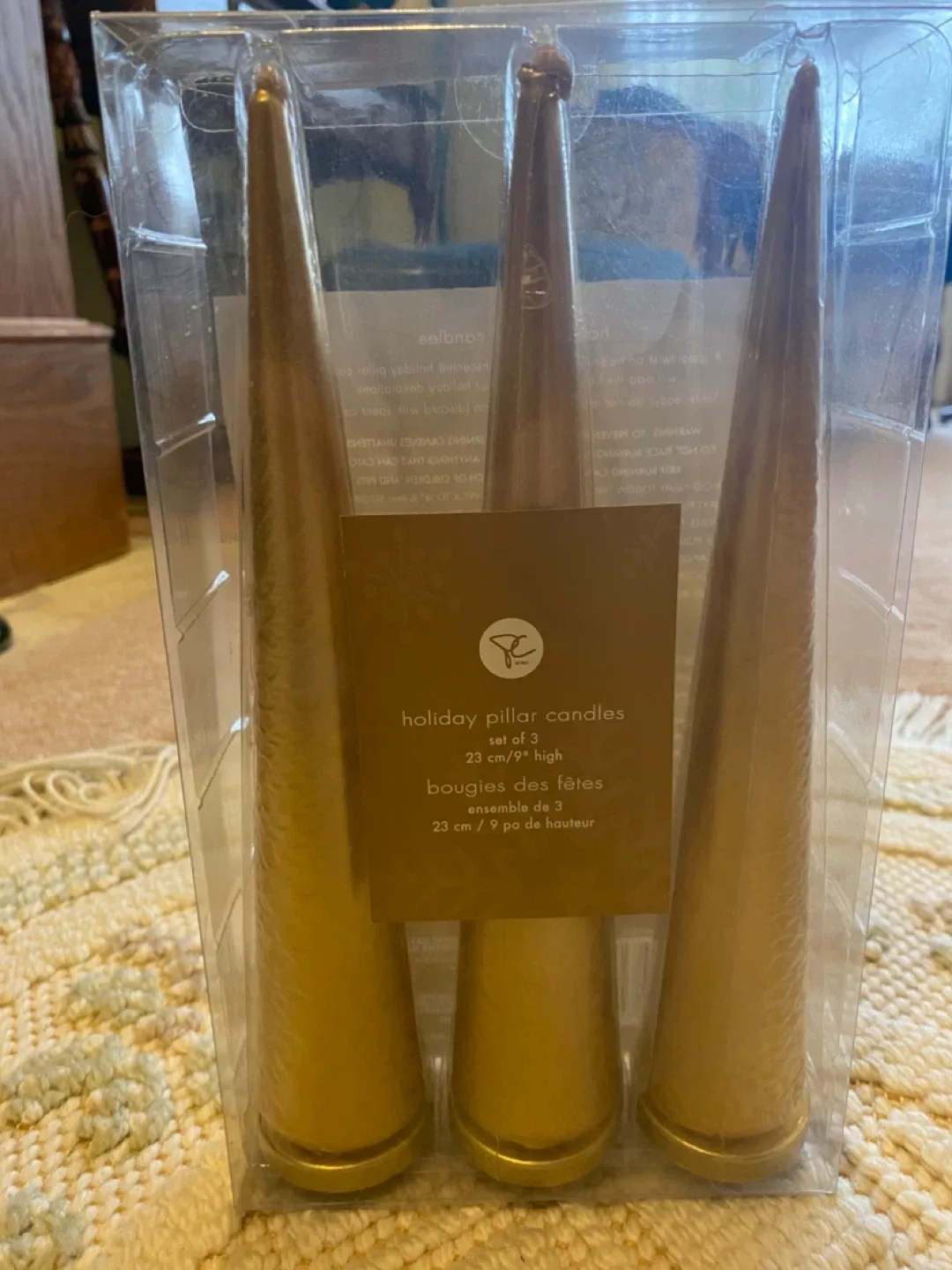 X2 Holiday Pillar Candles Set of 3 - New in Box! image indicator(2)