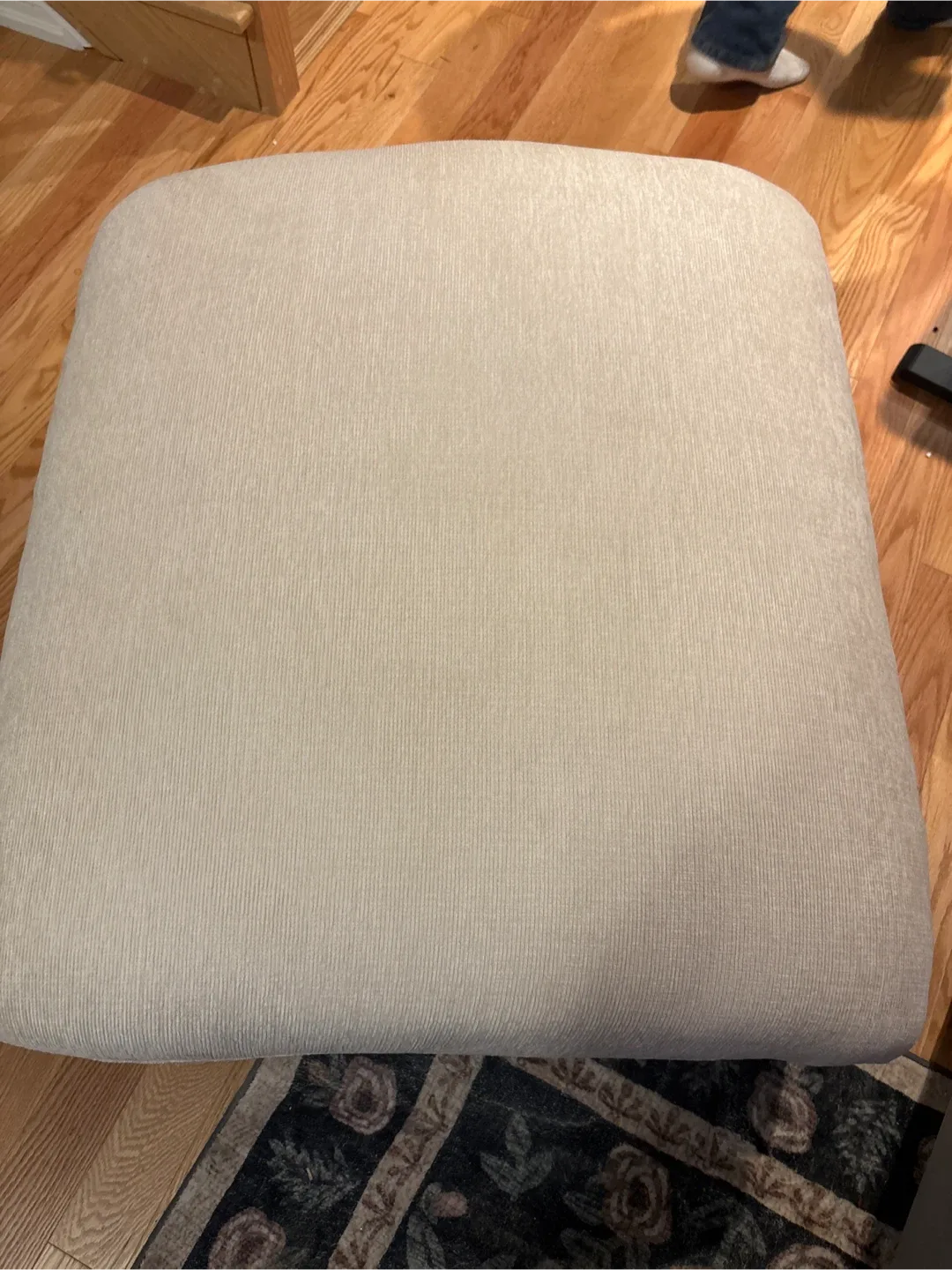 Beige Ottoman image indicator(5)