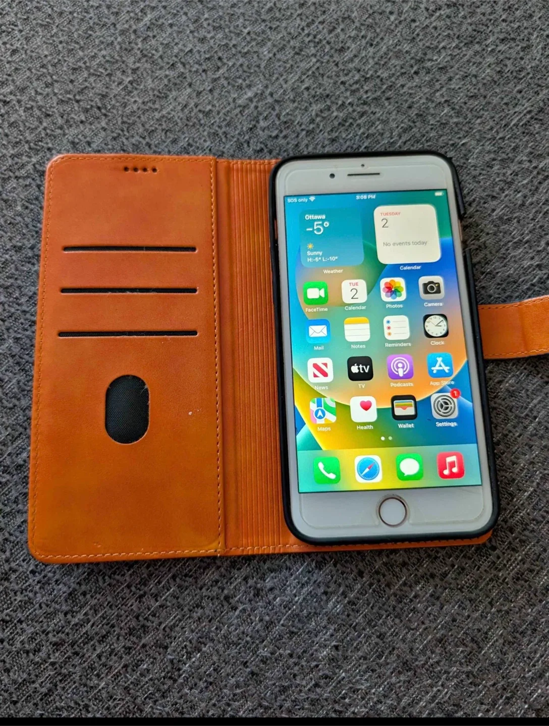 Apple iPhone 8 Plus - Gold