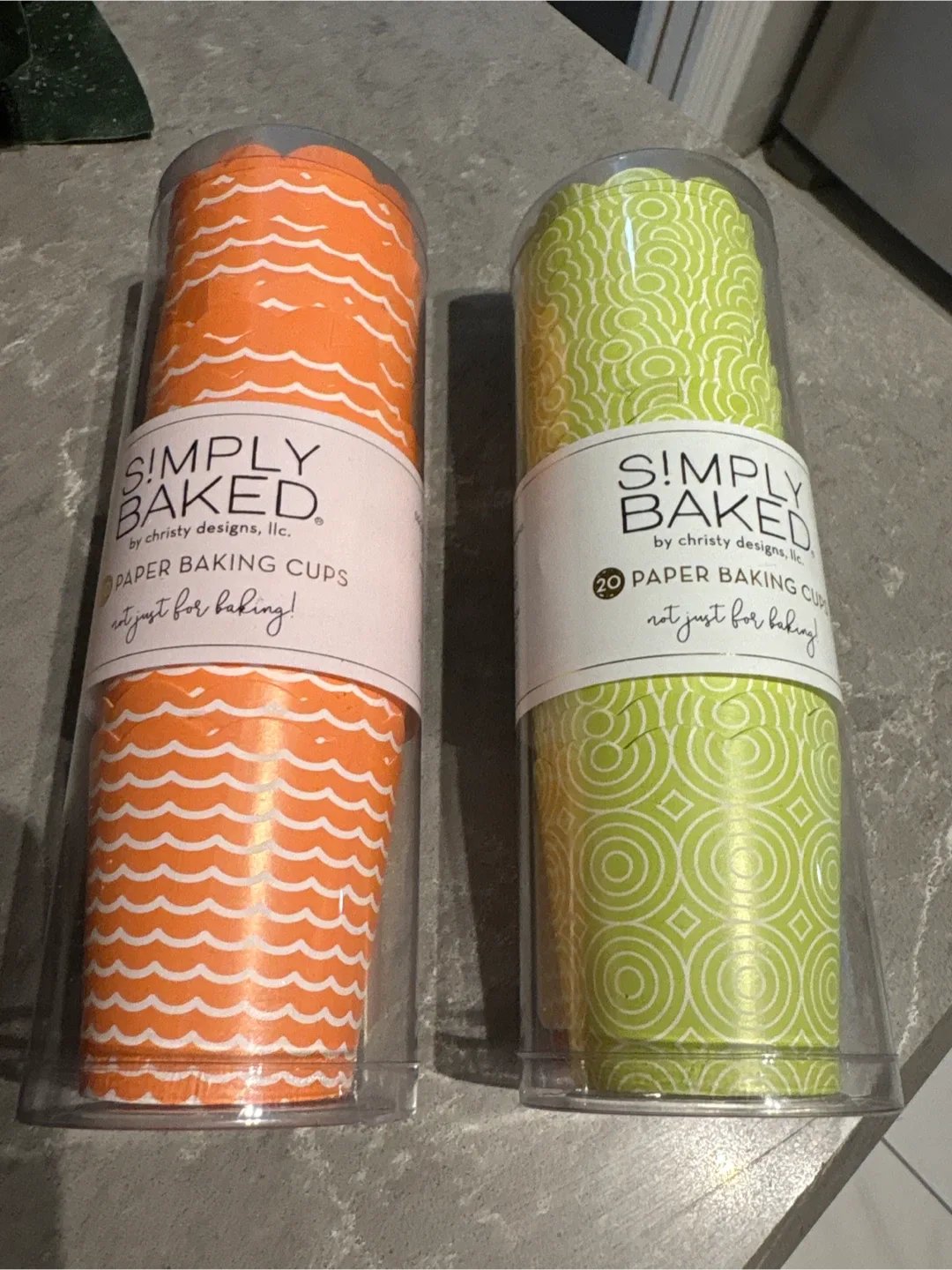 ‘Simply Baked’ paper Baking Cups (Orange & Green)