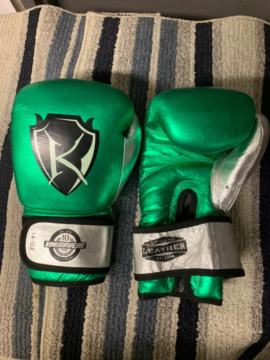 Timurwear Green Boxing Gloves 14 oz