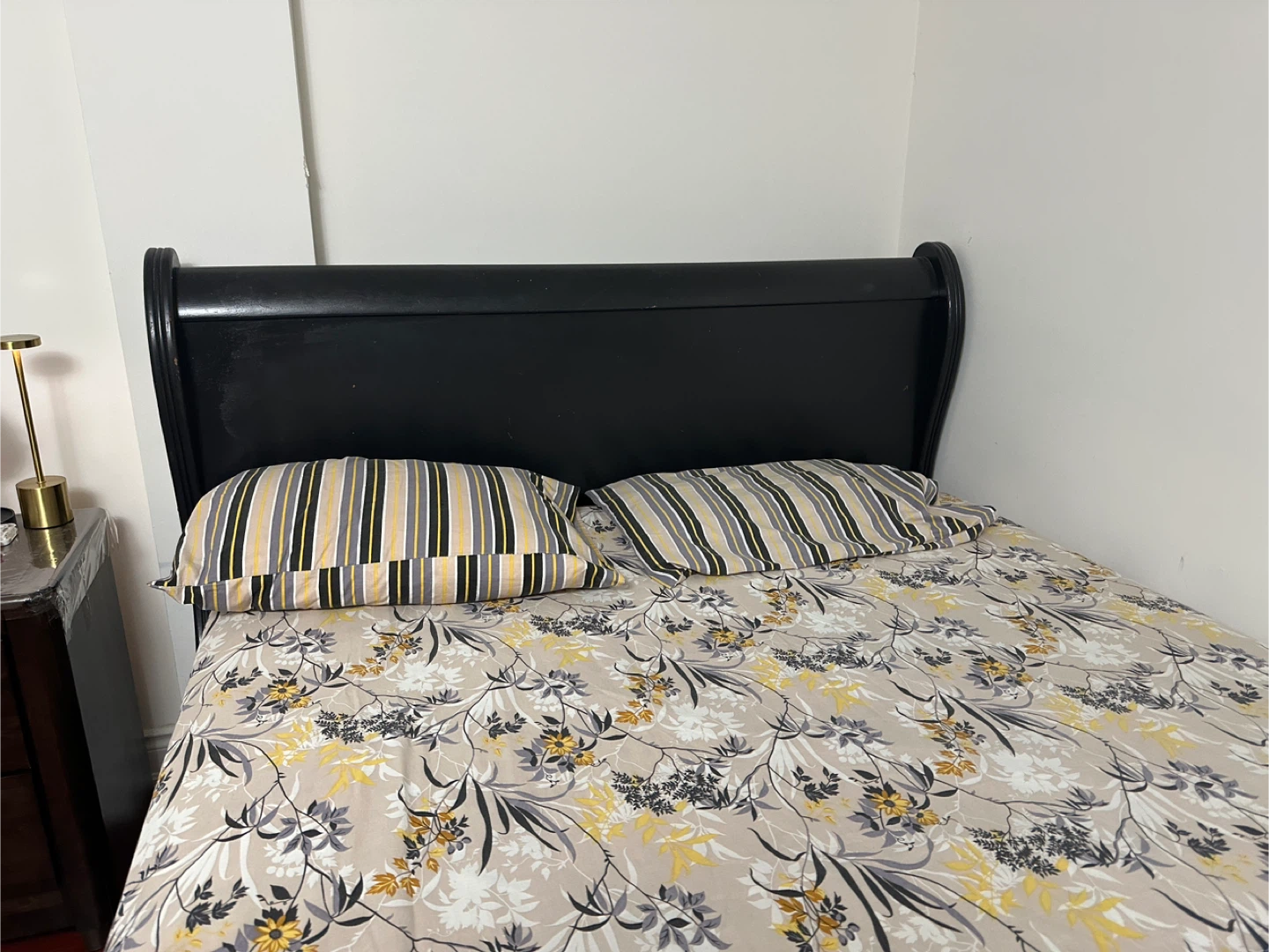 Bed frame - photo 2