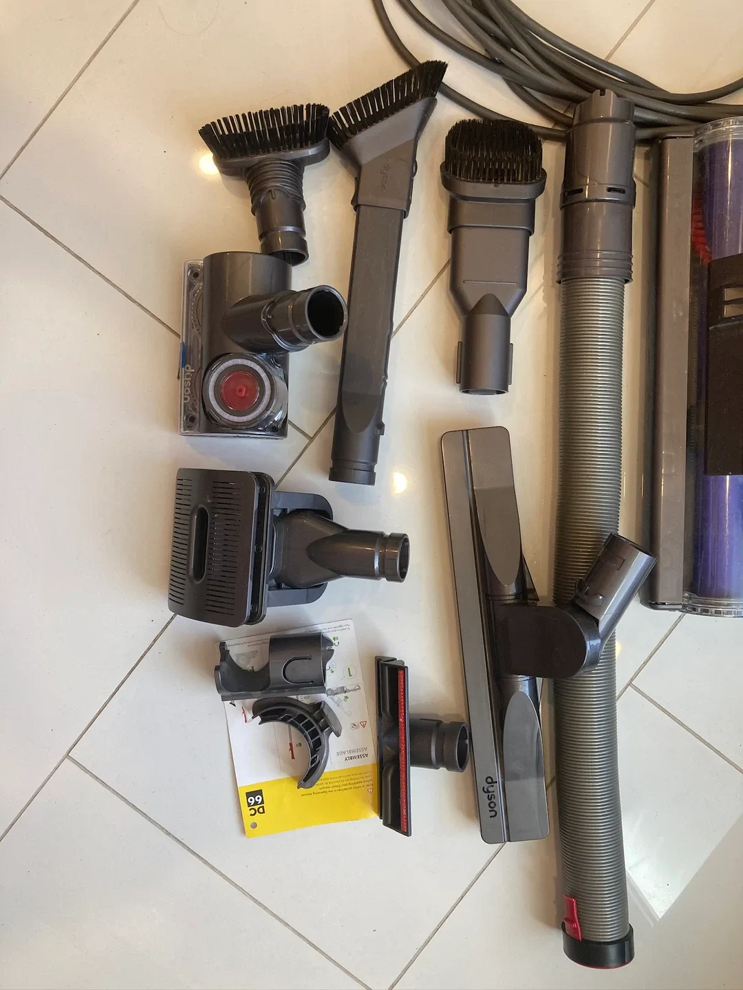 Dyson Animal Upright Vacuum with Attachments image indicator(2)