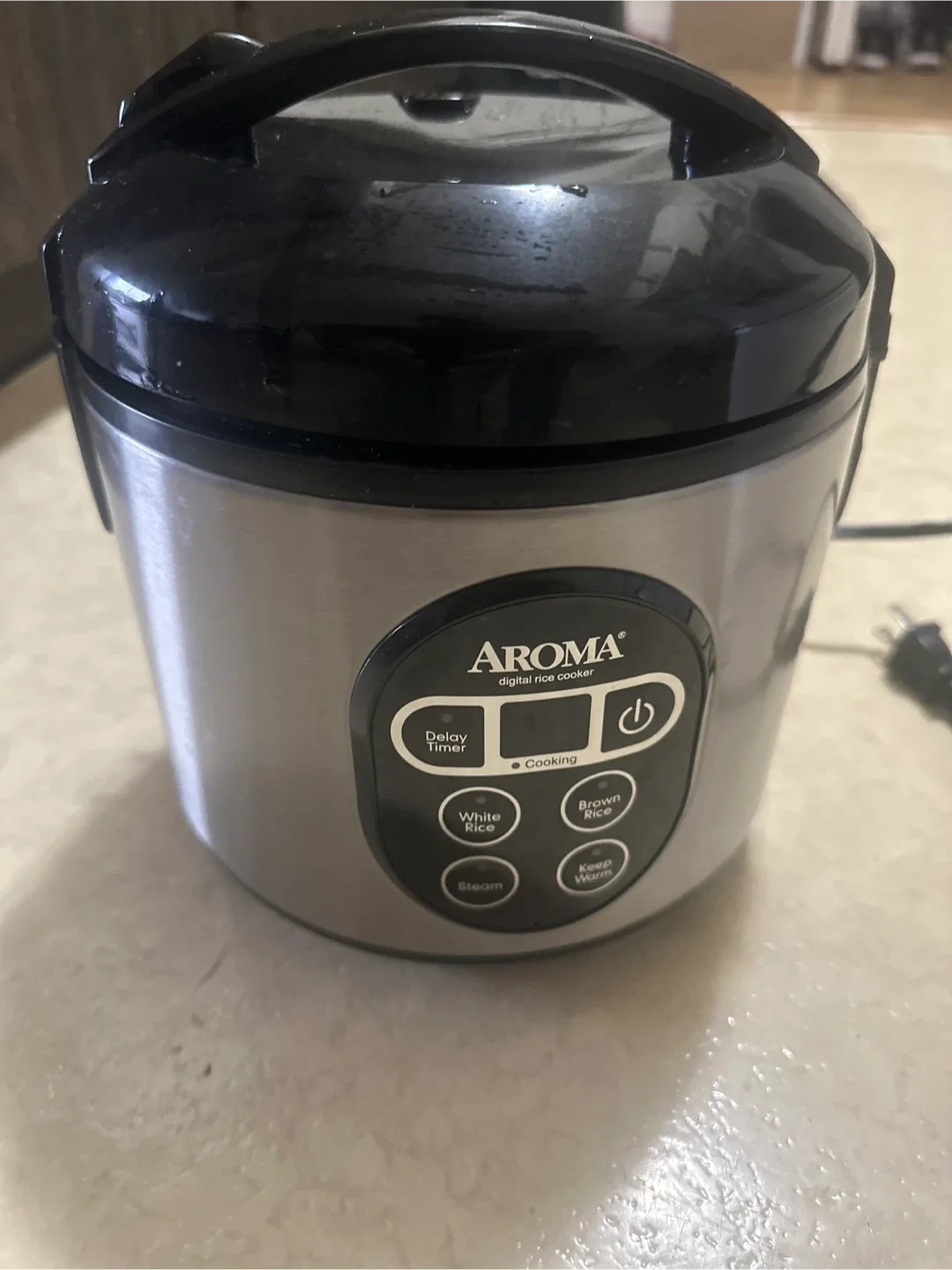 Aroma Digital Rice Cooker