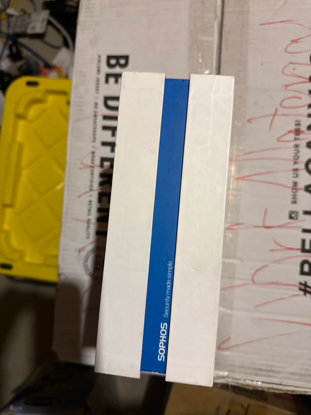 Sophos APX 530 Wireless access point - New in Box! - photo 4