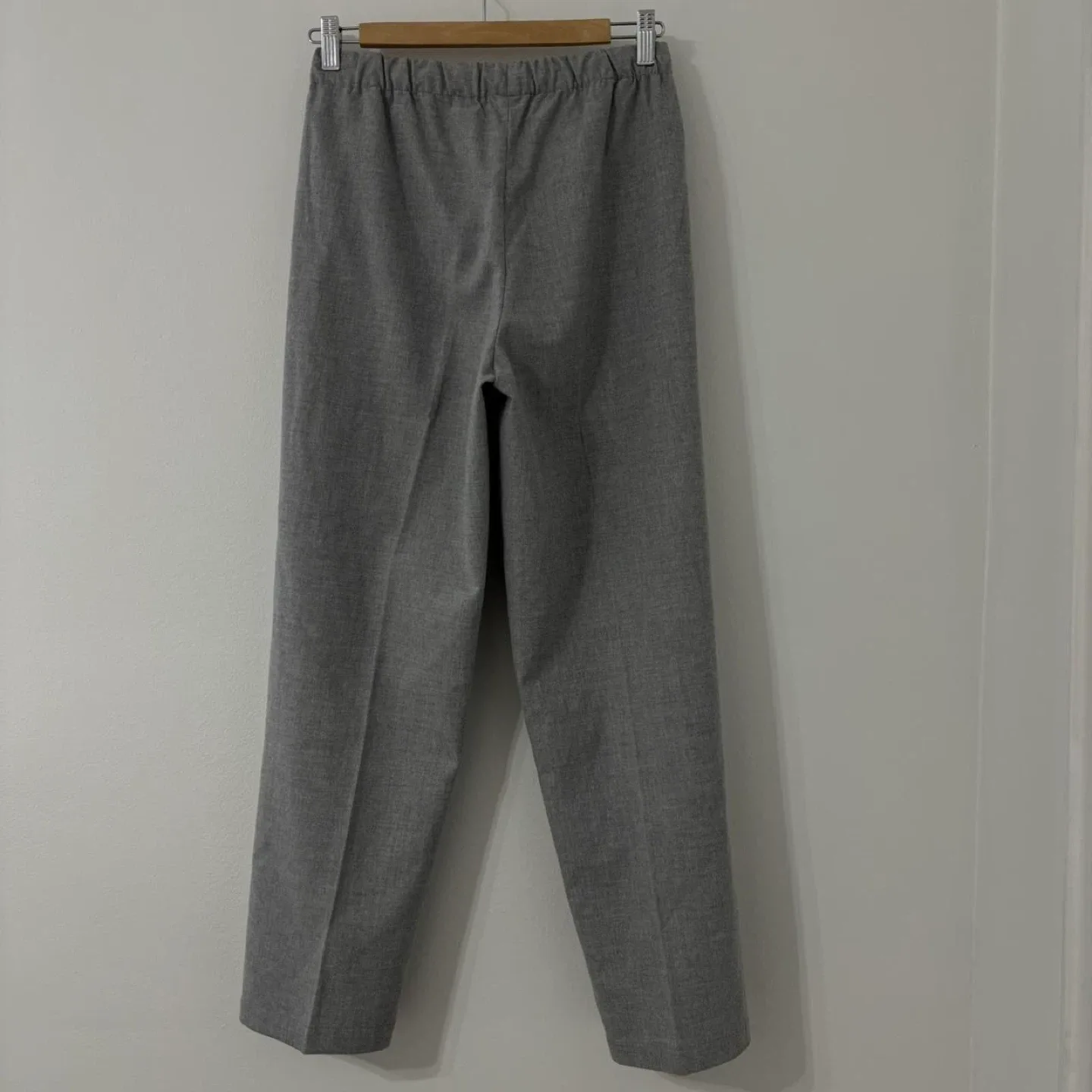 Aritzia Wilfred Free Easy Pants, Size S, Grey #cleanout image indicator(3)