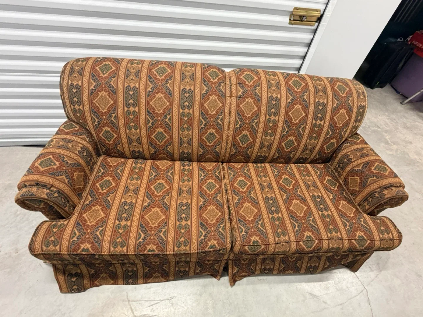 Patterned Loveseat Sofa - sleeper