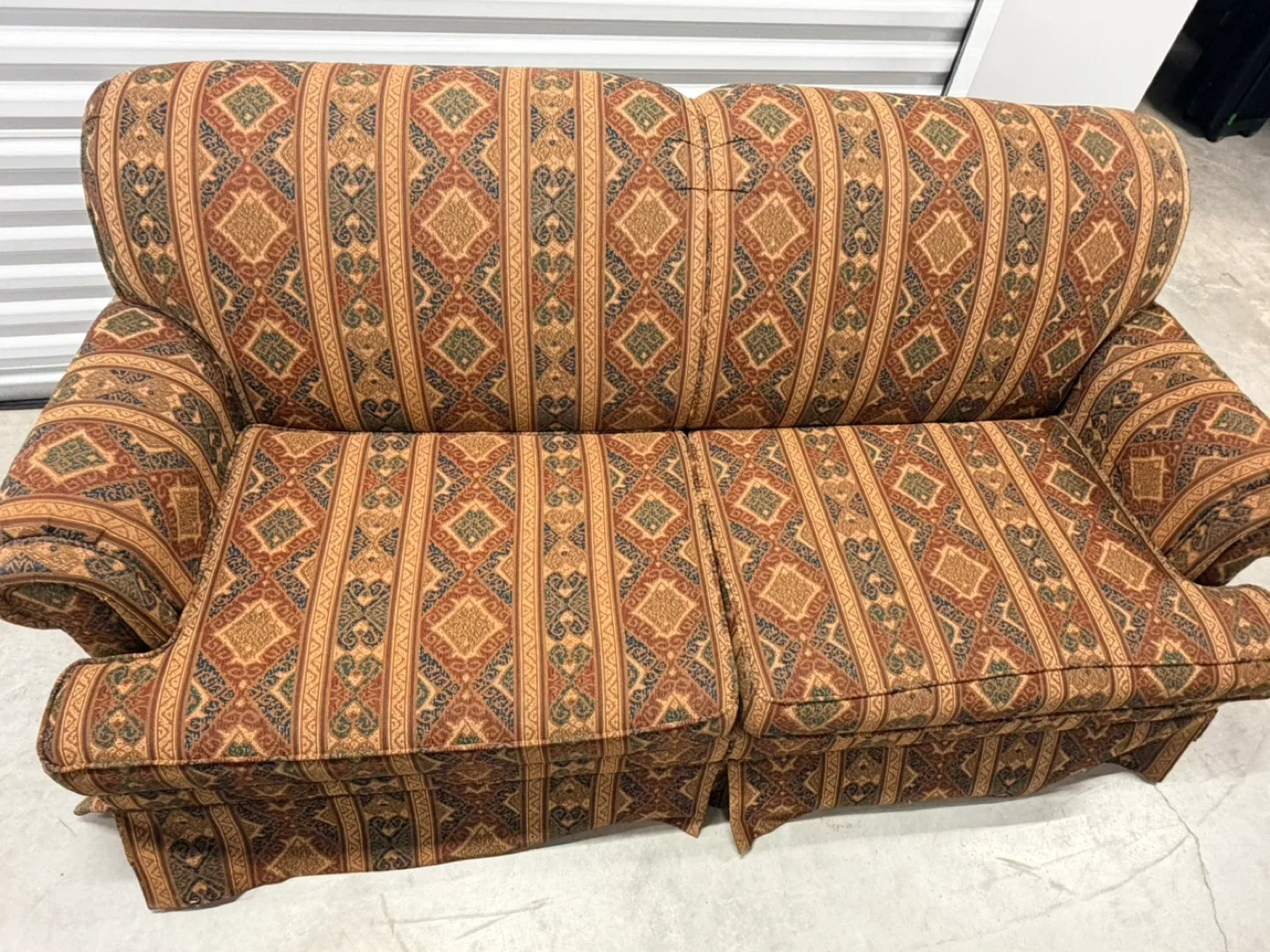 Patterned Loveseat Sofa - sleeper image indicator(3)