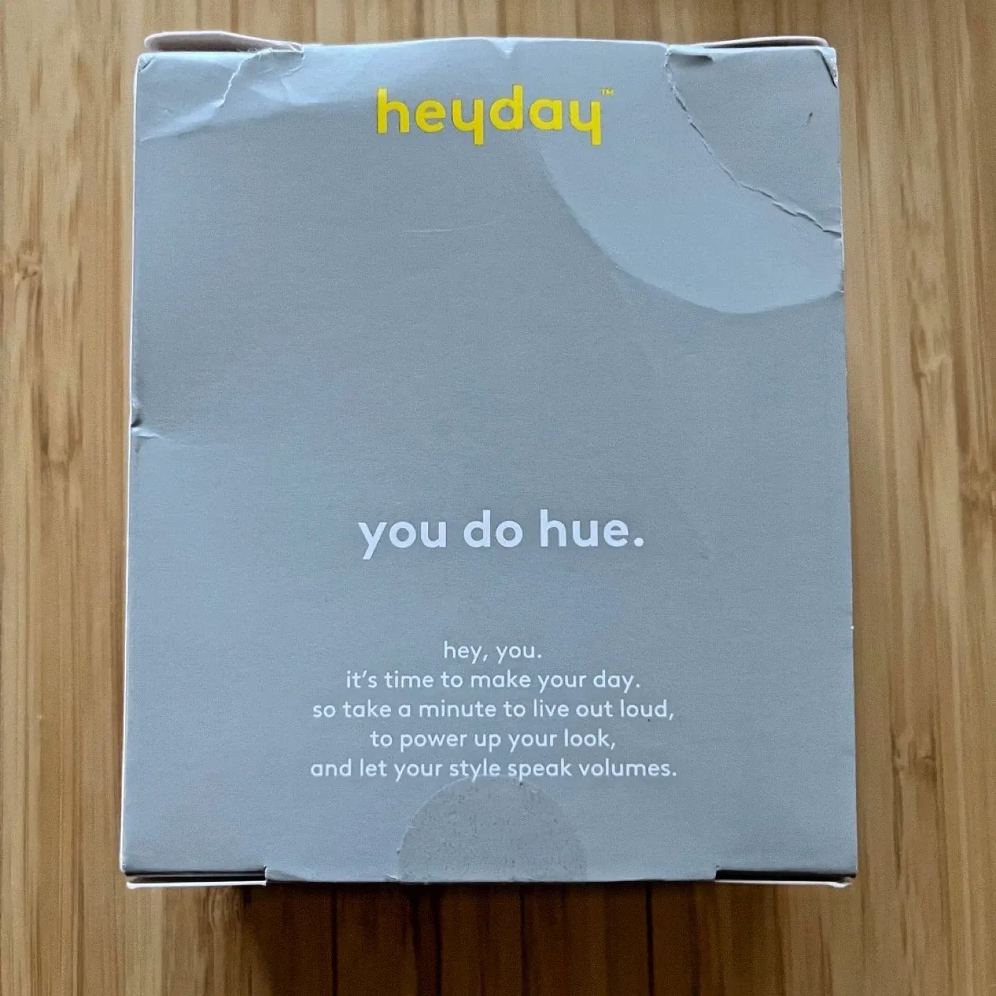 heyday AirPods Pro (3rd Gen) Silicone Case w/ Clip #Cleanout image indicator(2)