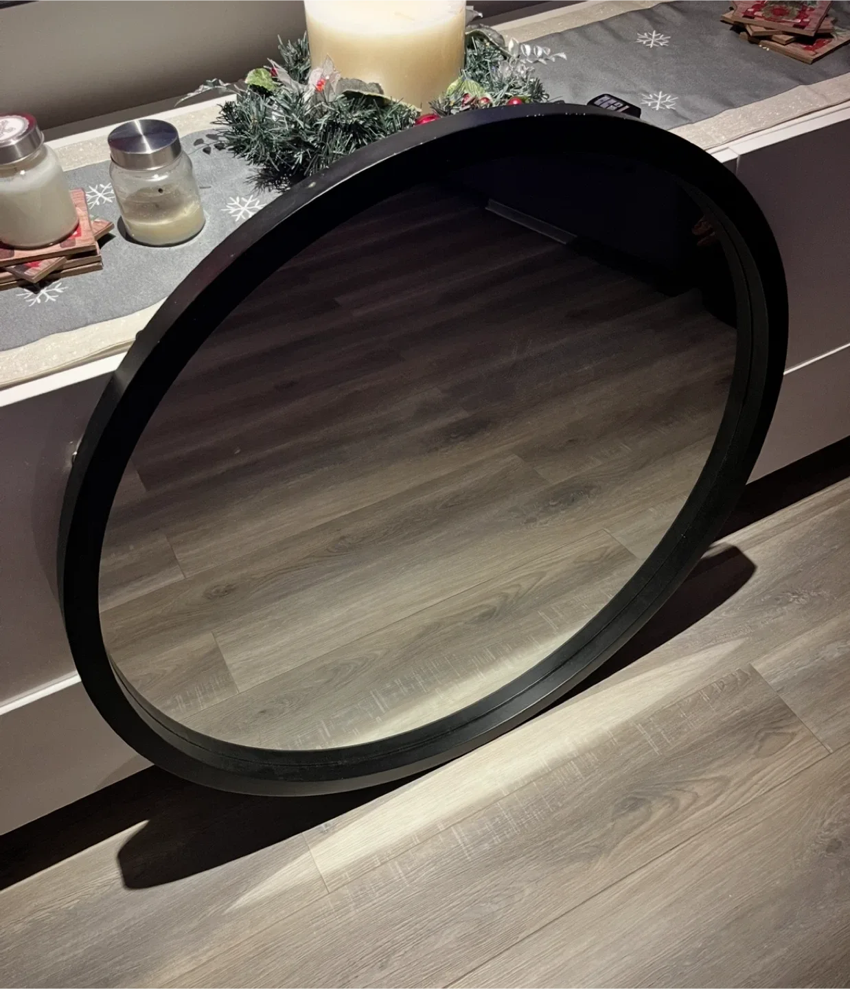 Round Black Framed Mirror image indicator(2)
