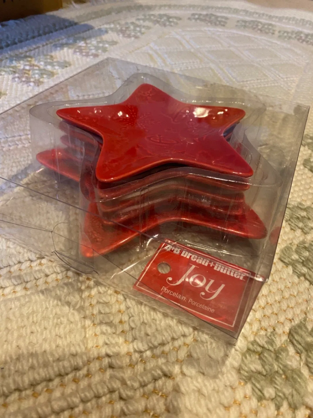 Bread + Butter Joy Star Porcelain Plates - New!