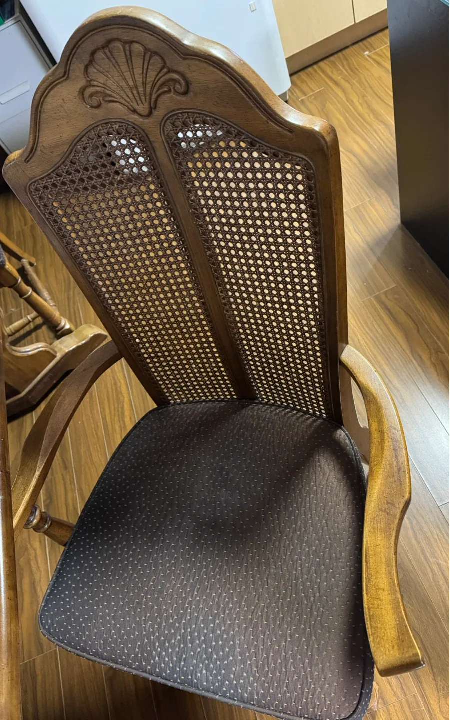 Solid Wood Vintage Dining Table Set image indicator(7)