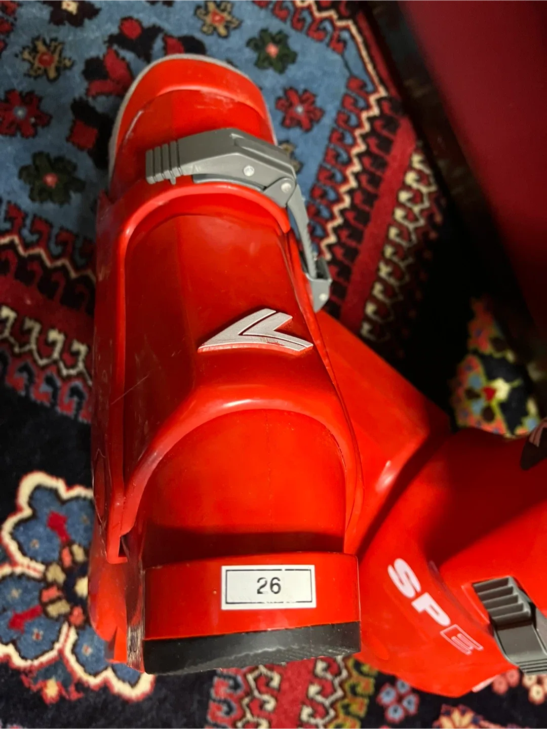 Dynastar Skis, Lange Boots, Ski Poles image indicator(8)