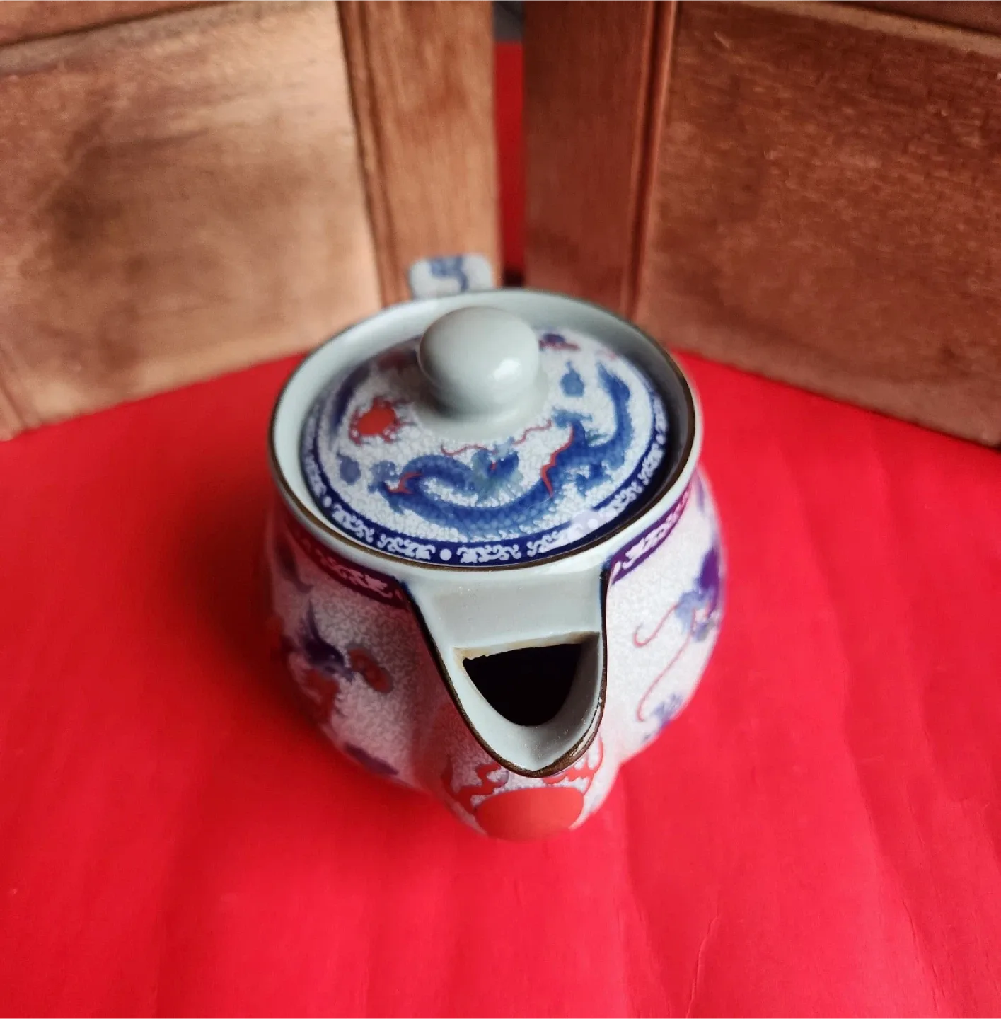 Vintage Dragon Ceramic Teapot image indicator(3)