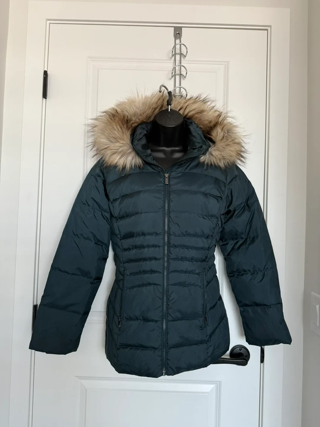 Women Calvin Klein down and feather winter jacket size S