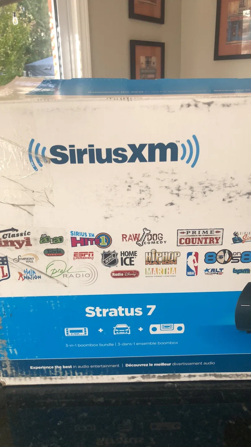SiriusXM Stratus 7 Boombox
