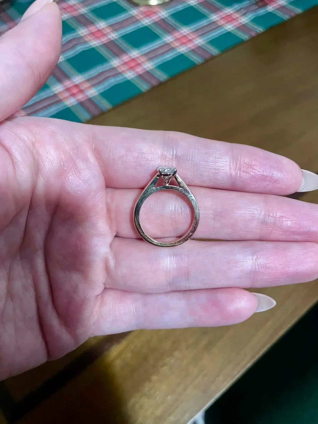 Diamond Engagement Ring image indicator(4)