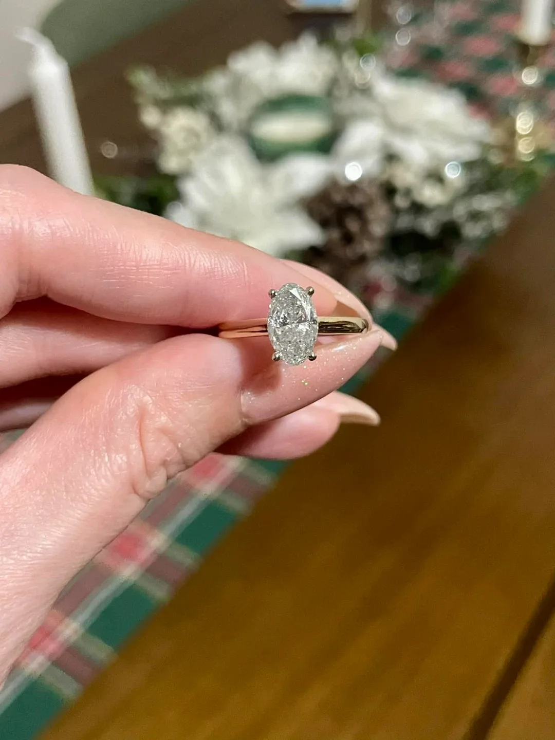 Diamond Engagement Ring image indicator(2)