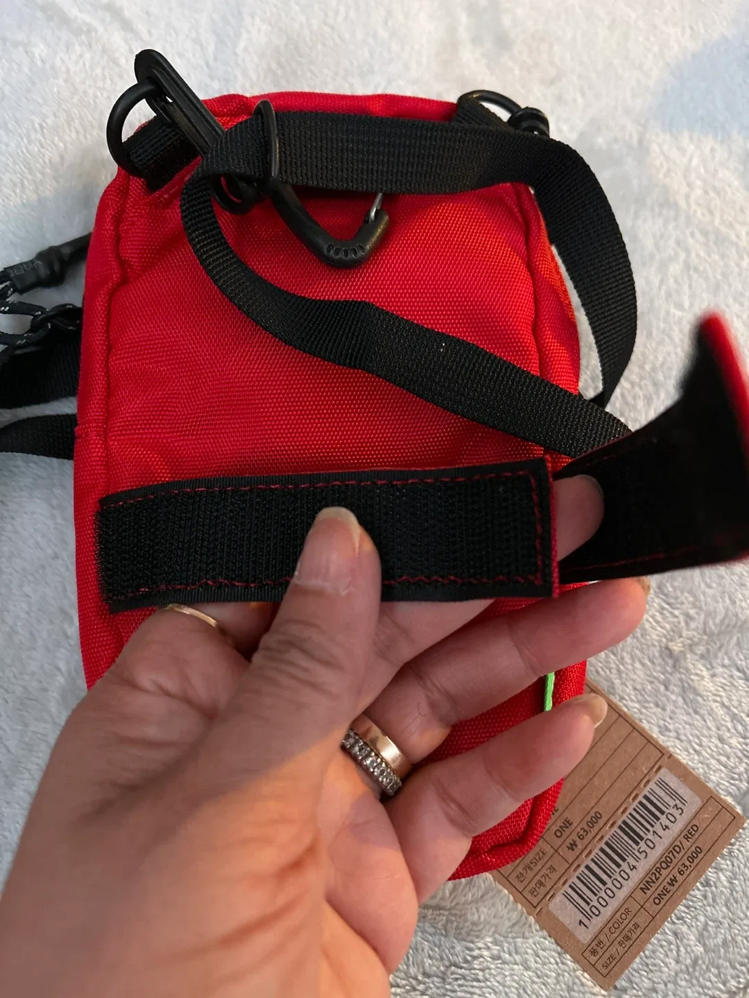 #Cleanout  Crossbody/Field Bag Red image indicator(5)