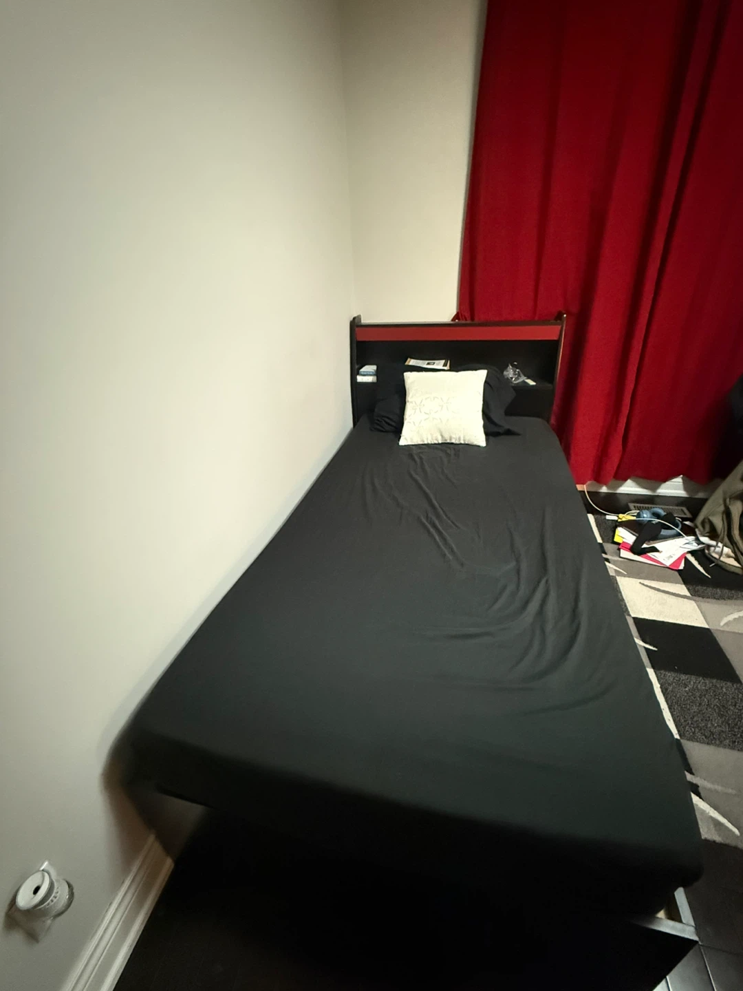 Single Bed Frame - Black & Red #Clearout - photo 3