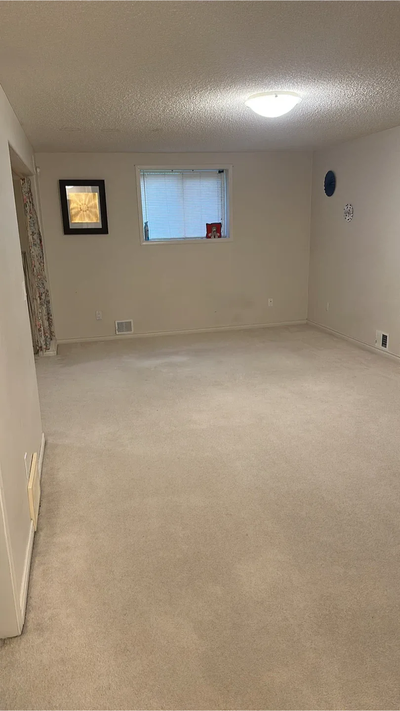 Basement for rent image indicator(7)