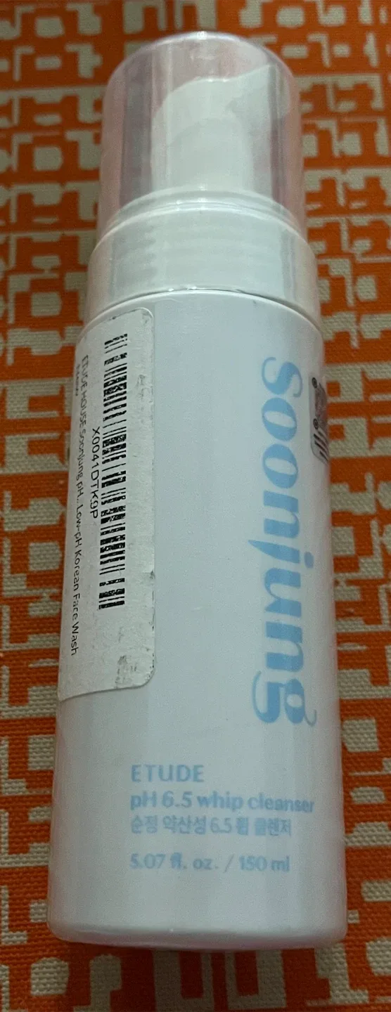 Etude Soon Jung pH 6.5 Whip Cleanser