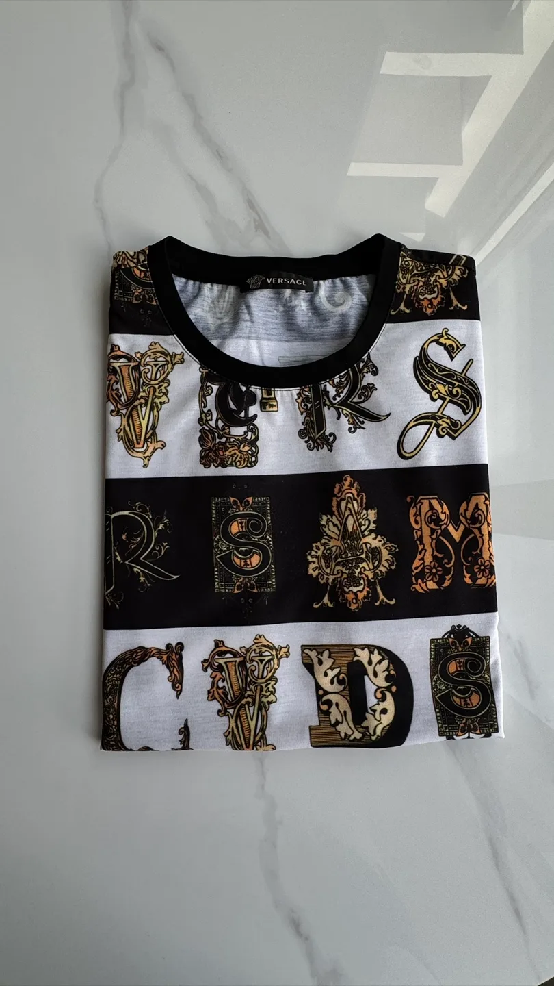 Versace Jeans Couture Virtus Alphabet Black Gold Barocco Medusa image indicator(6)