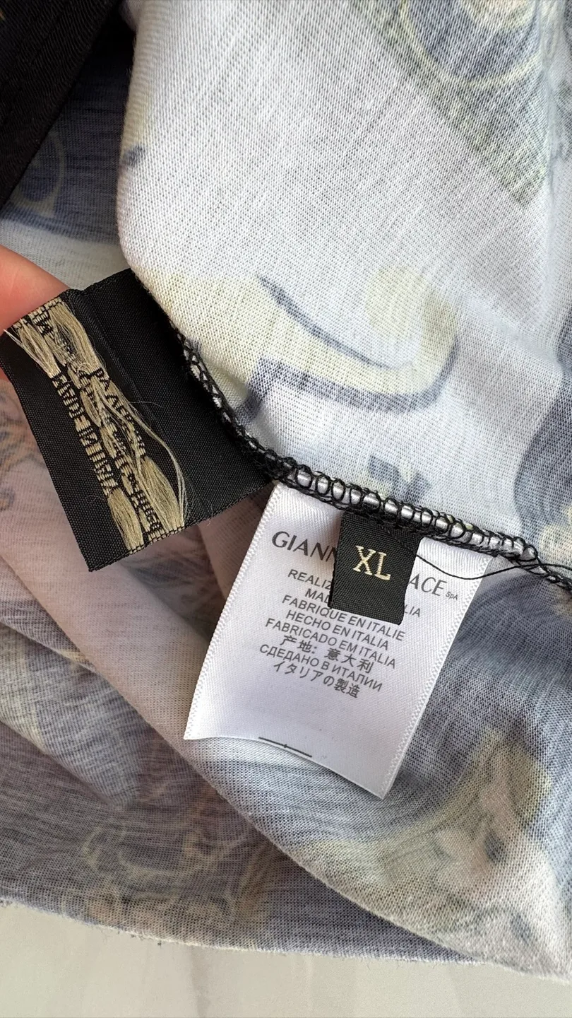 Versace Jeans Couture Virtus Alphabet Black Gold Barocco Medusa image indicator(2)