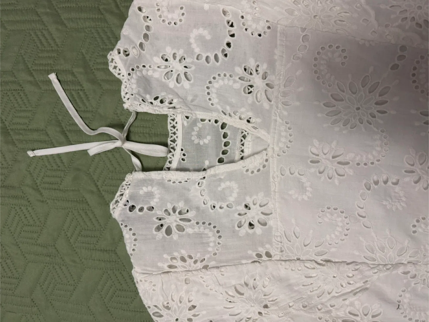 White 100% Cotton Eyelet Blouse image indicator(2)