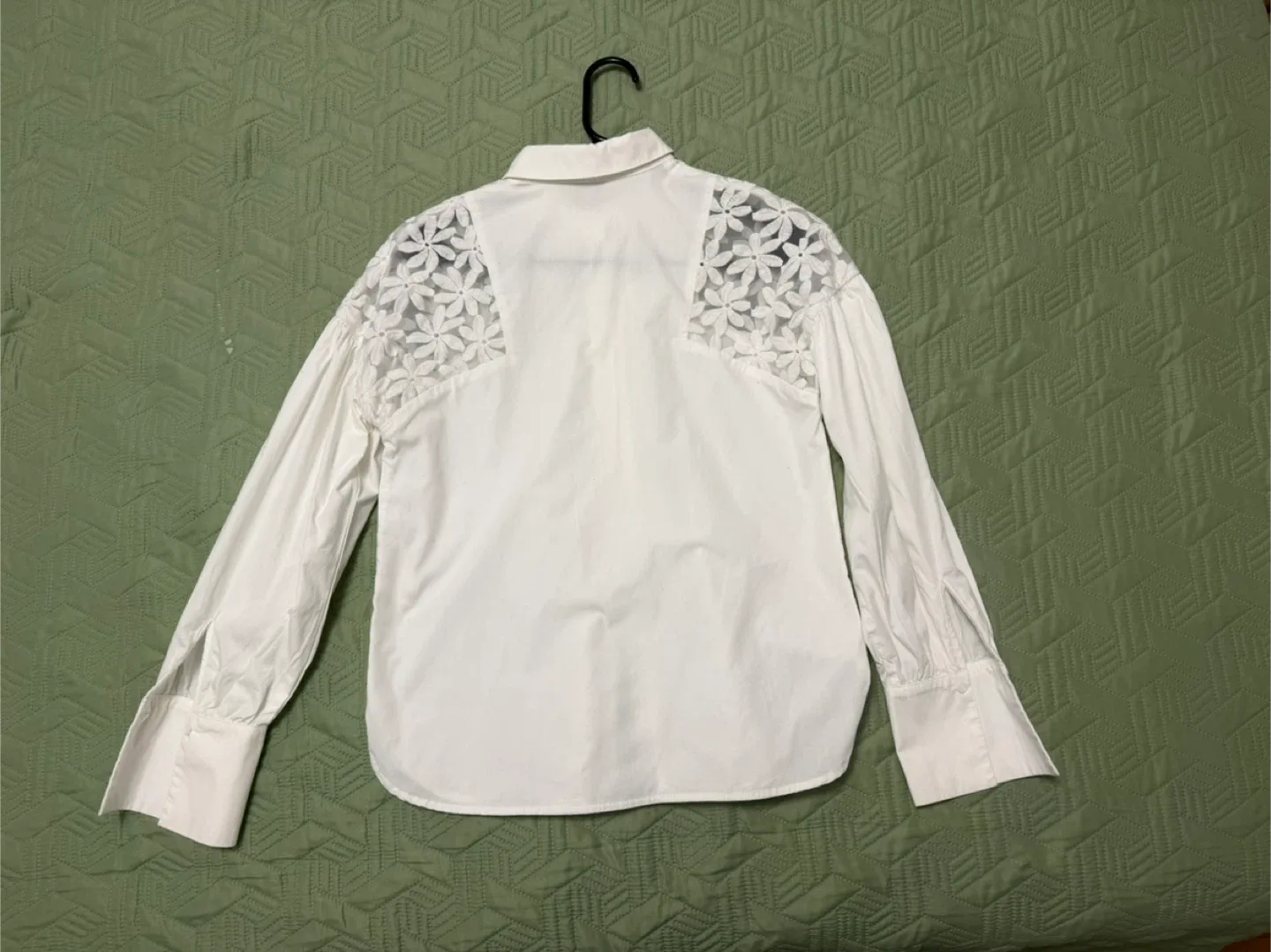 White Floral Lace Sleeve Blouse. 100% cotton image indicator(2)