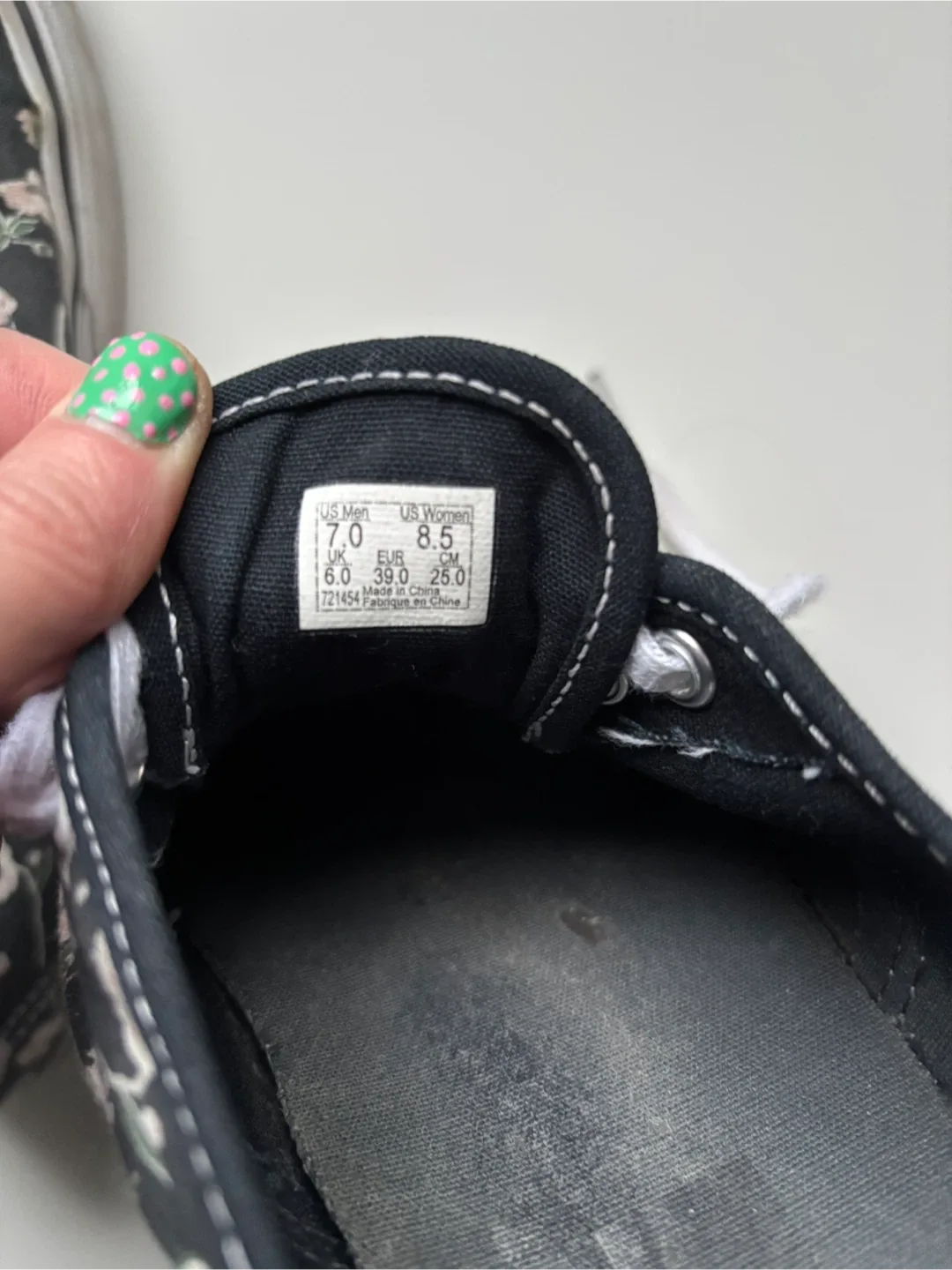 Vans Floral Sneakers - Women's Size 8.5 image indicator(2)