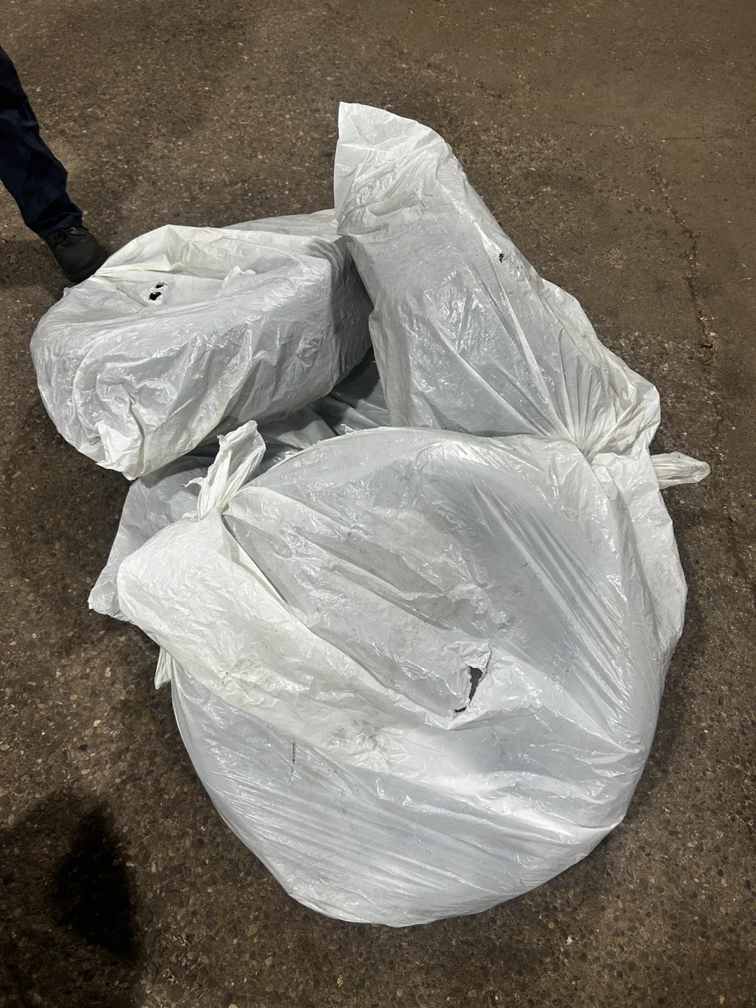 Goodyear Winter Tires - 225/65R17 image indicator(4)