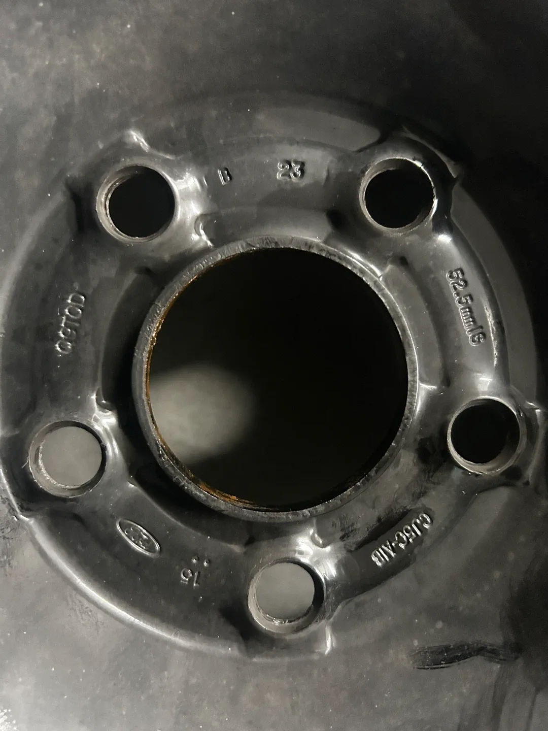 Ford 15" Steel Wheel Rim image indicator(4)