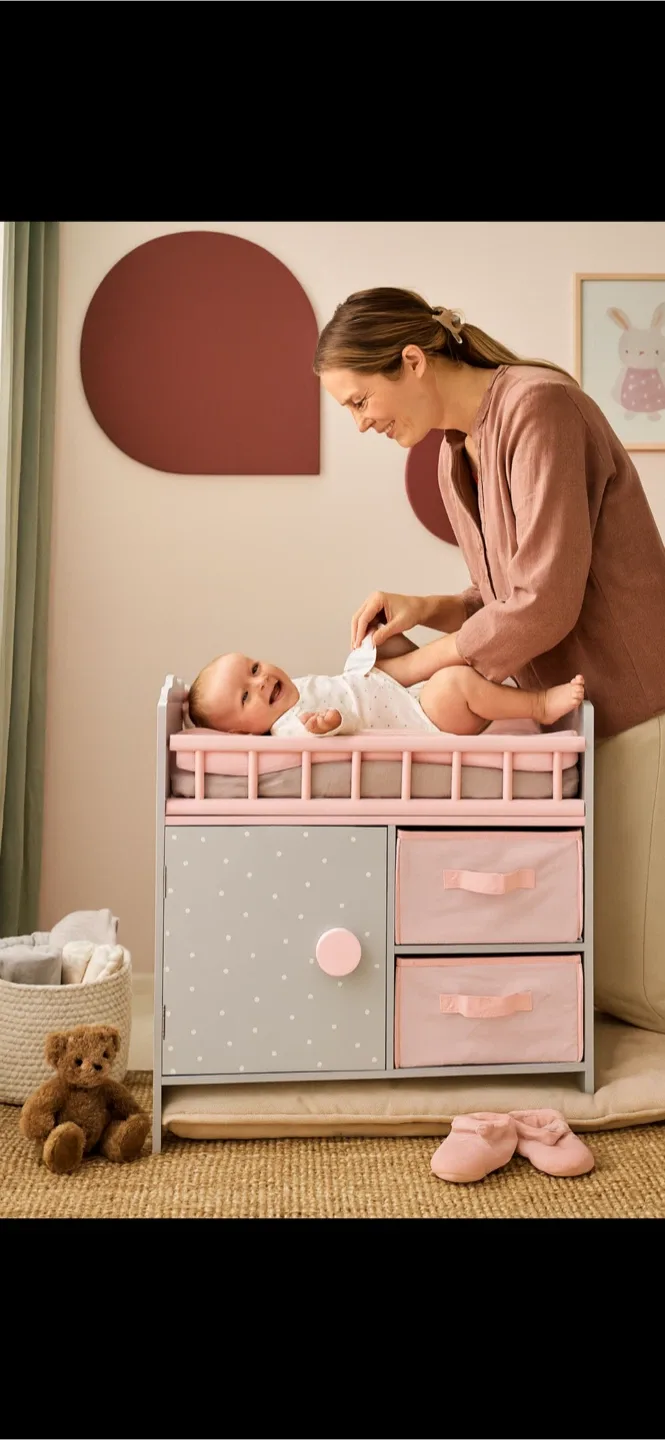 Changing table with storage
