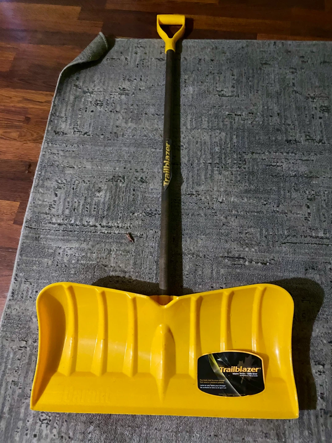 Yellow Snow Shovel - photo 2