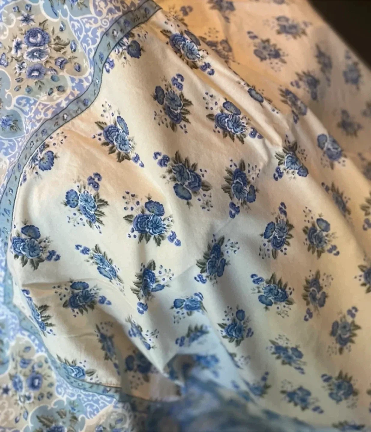 April Cornell Rectangular Table Cloth image indicator(3)