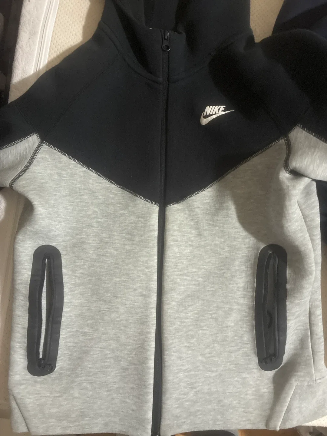 Nike Tech Fleece full Zip Hoodie - Grey/Black