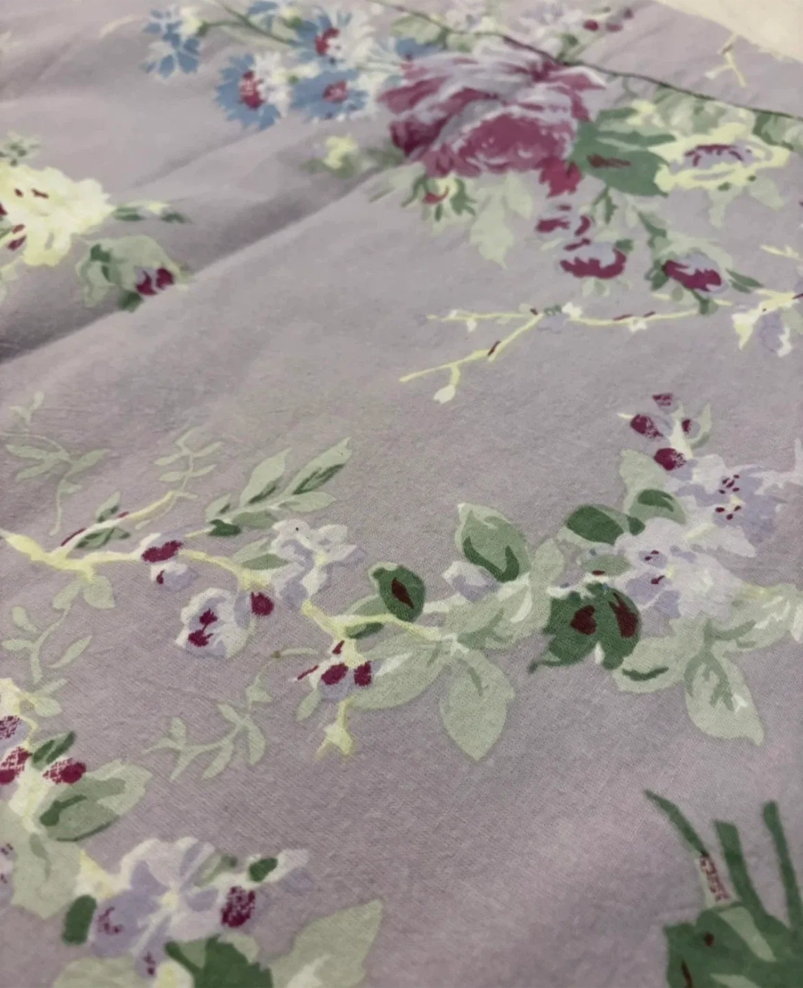 April Cornell Round Table Cloth image indicator(3)