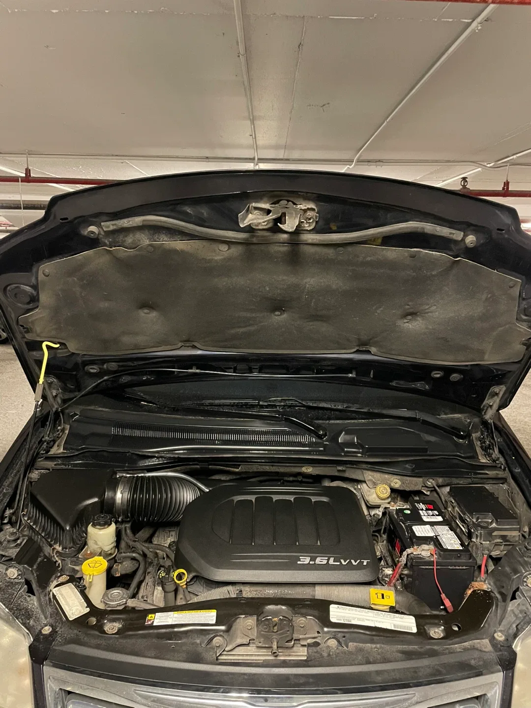 Town & Country w/ Backup Camera & GPS image indicator(7)