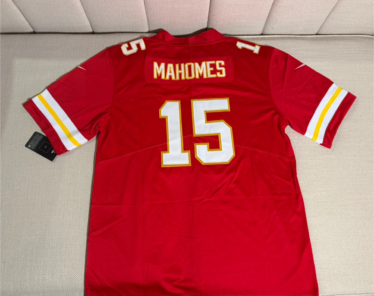 Nike Mahomes #15 Chiefs Jersey - Size L - photo 2