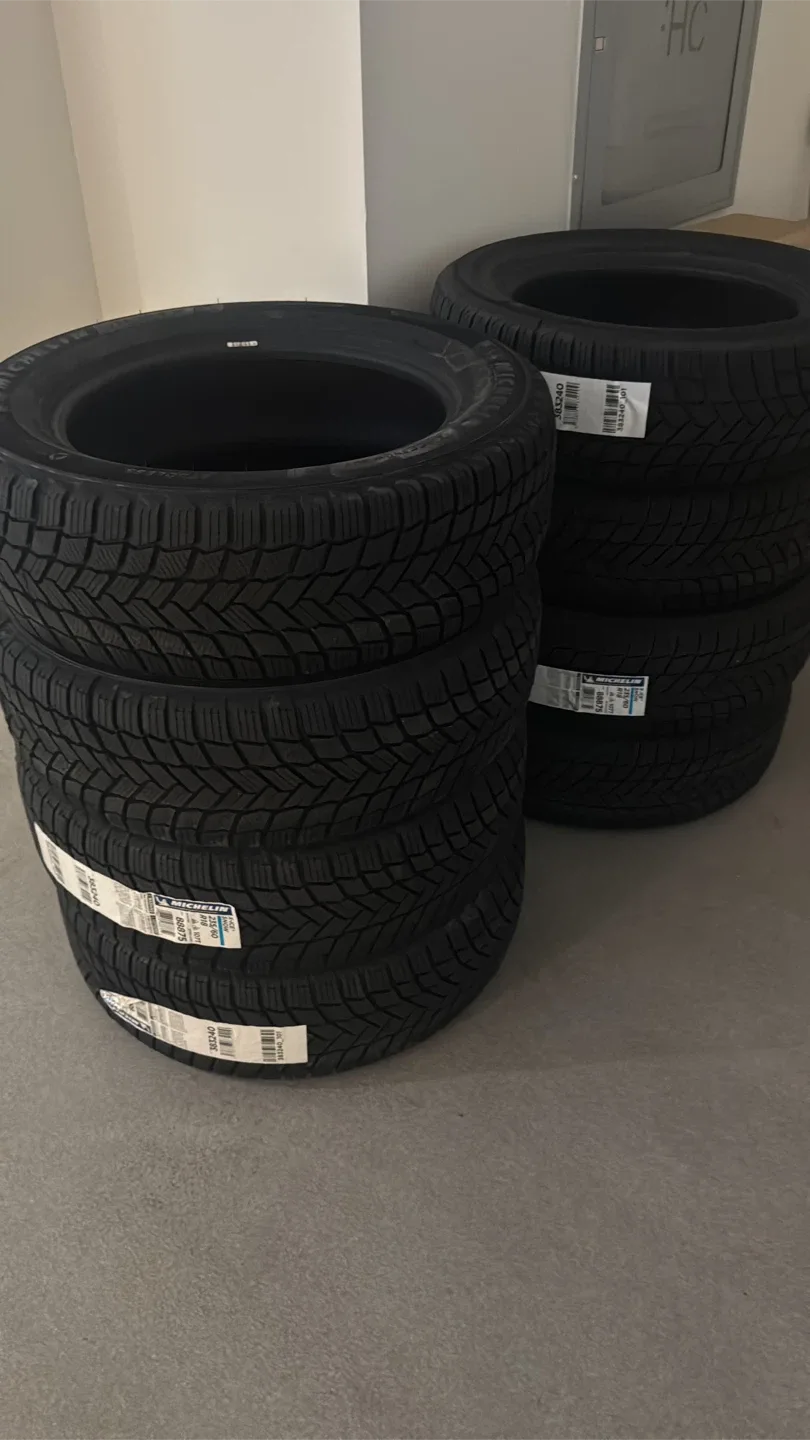 Michelin X-Ice Snow 245/50 R20 and 235/60R18 image indicator(2)