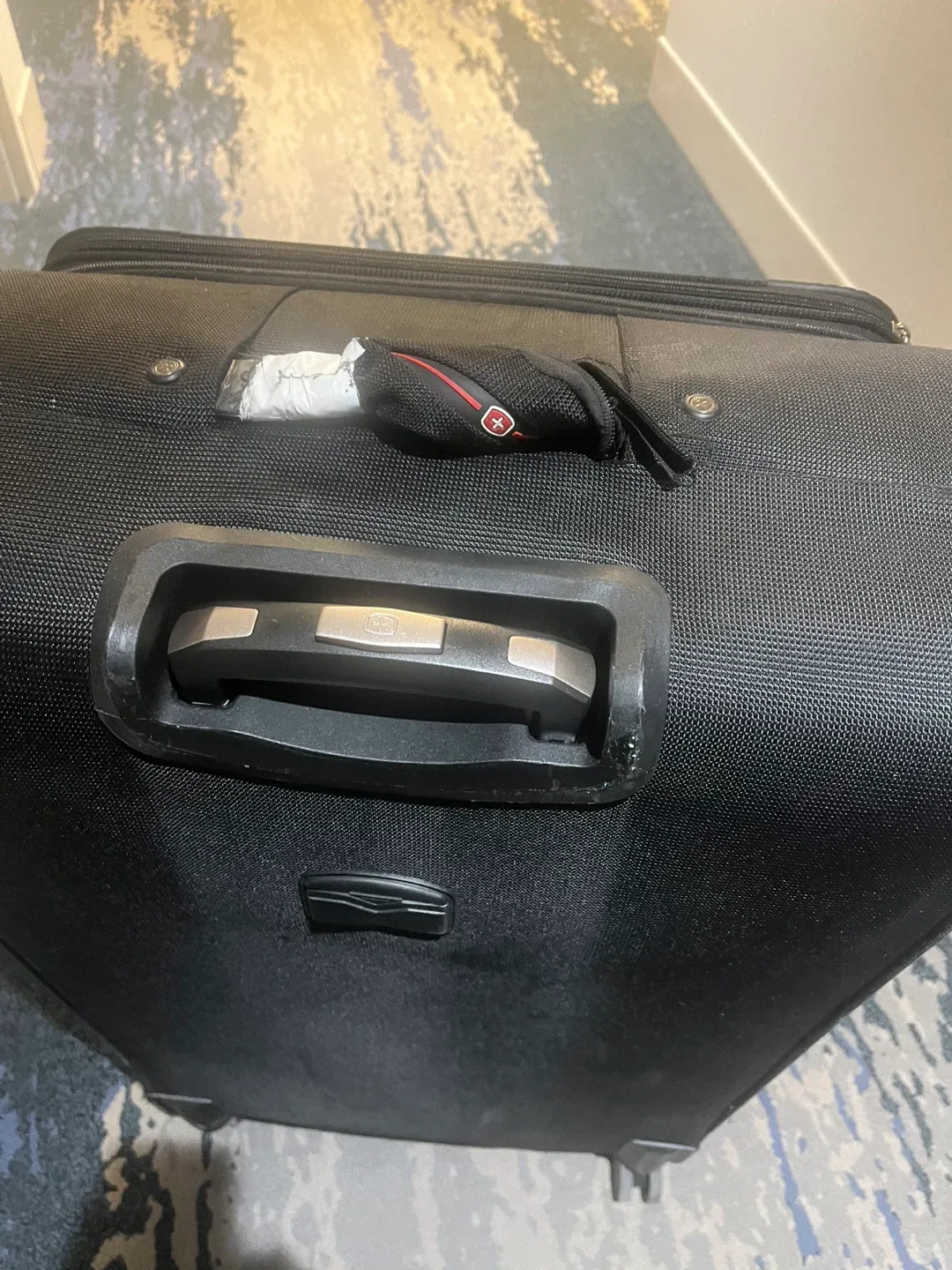 Swiss Gear Black Suitcase 34”– #Cleanout image indicator(9)