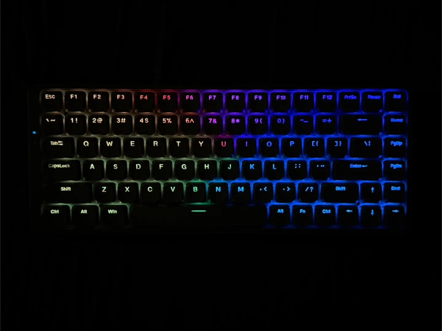 Redragon Azure K652 Low-Profile Wireless Keyboard (75% Layout) image indicator(3)